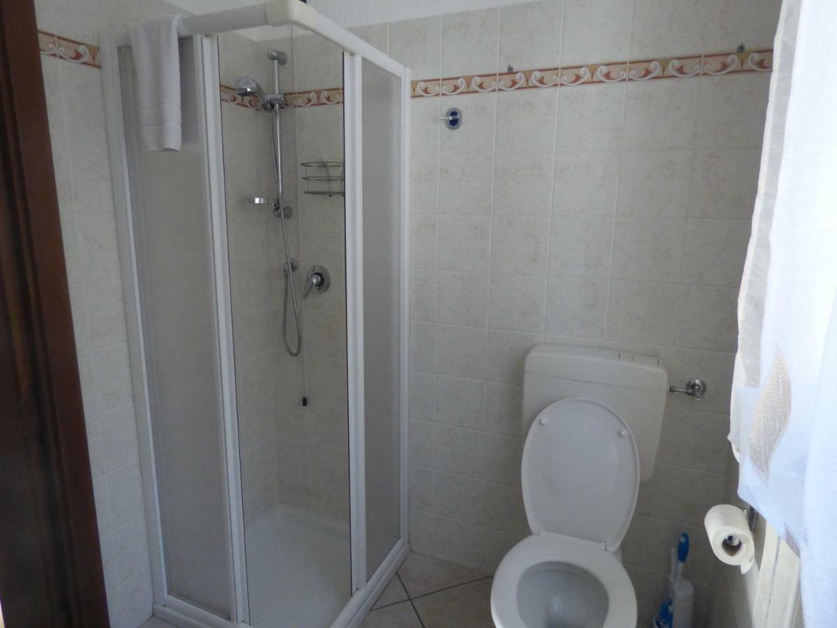 La Tana Del Ghiro Villa Villefranche ภายนอก รูปภาพ